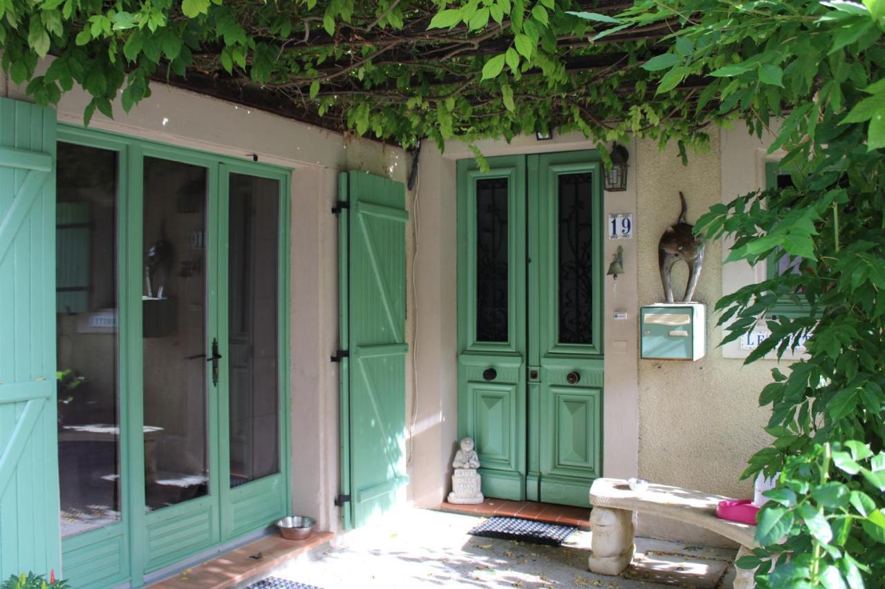 Bed and Breakfast Le Chat Botte - Vankantiehuis In Languedoc-Roussillion Routier Exterior foto